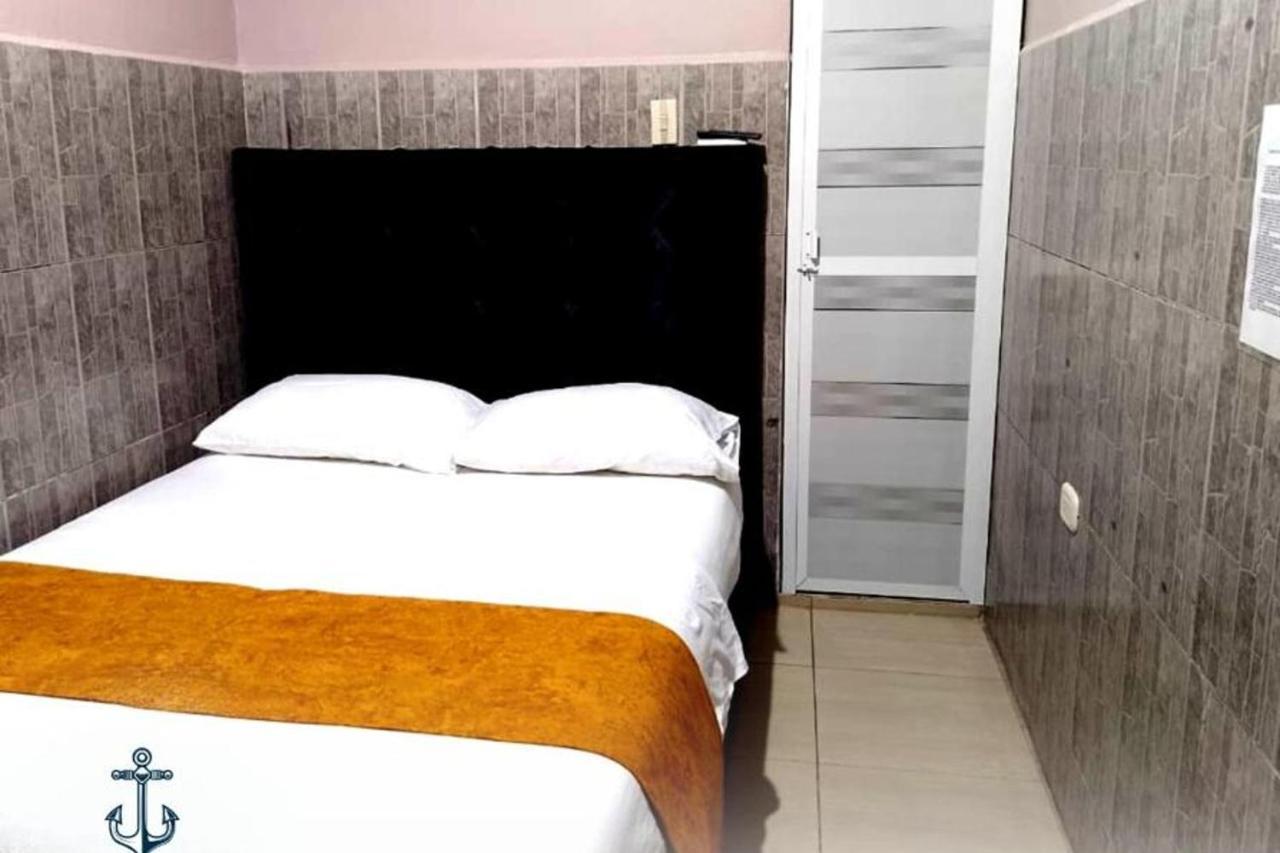 Hotel Titanic Inn Santa Marta  Esterno foto